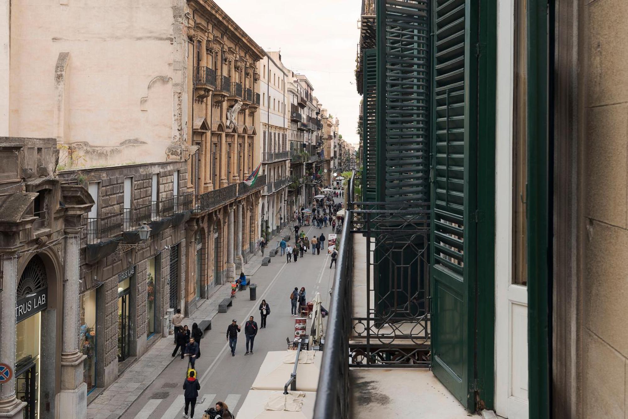 Guest house Palazzo Arone Dei Baroni Di Valentino Palermo