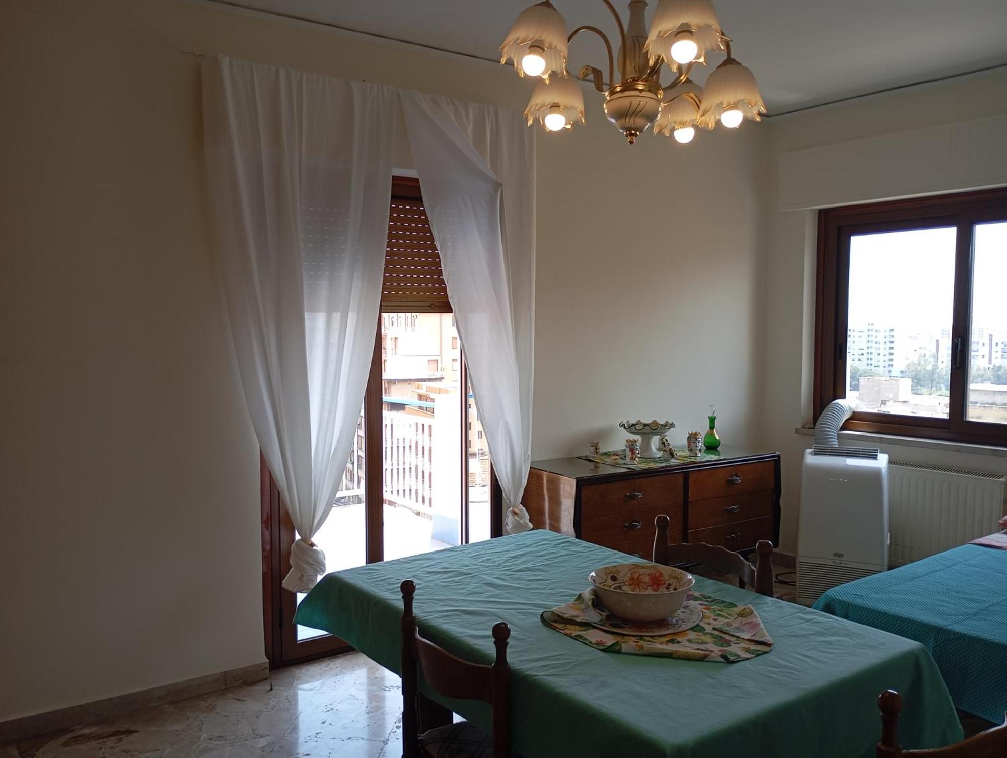 Di Nick Station Apartment