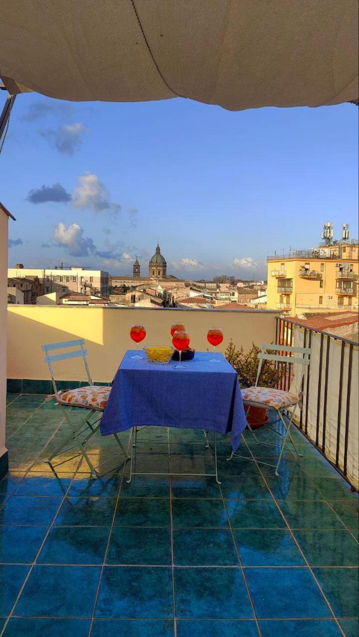 In Torre Palazzo Orioles Apartment