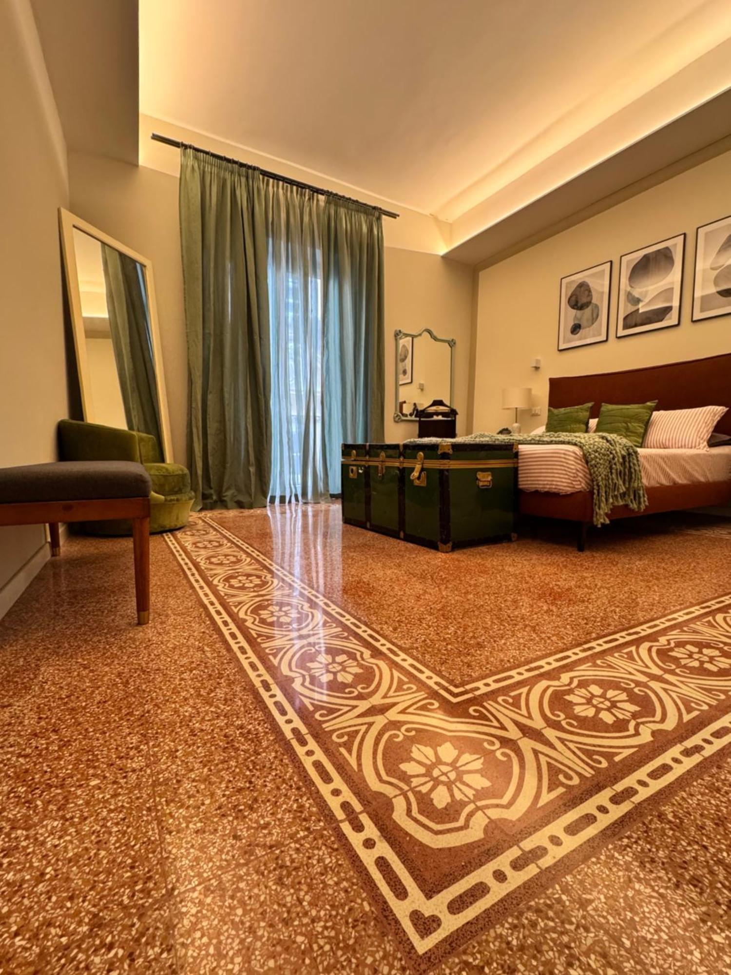 Luxury Cathedral Apartment