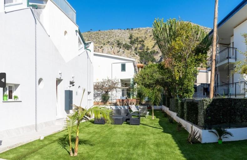 3b Mondello Apartment