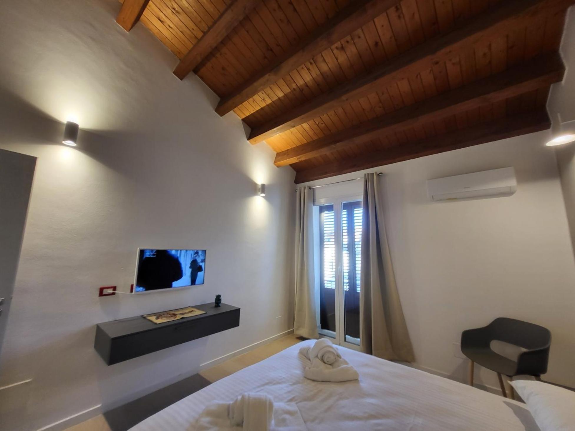 Le Di Sole Santa Oliva Apartamento