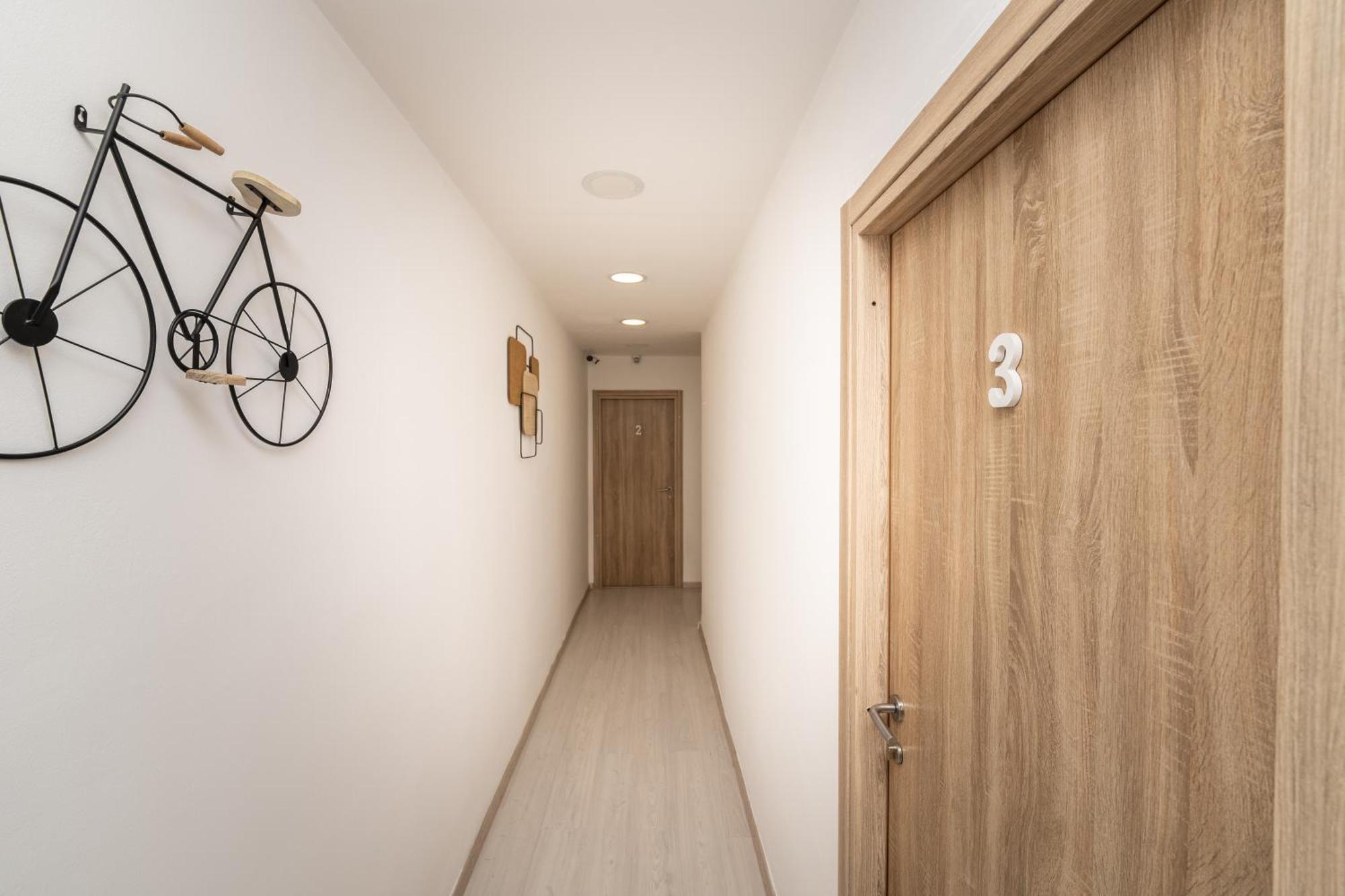 Central 128l Guest house *