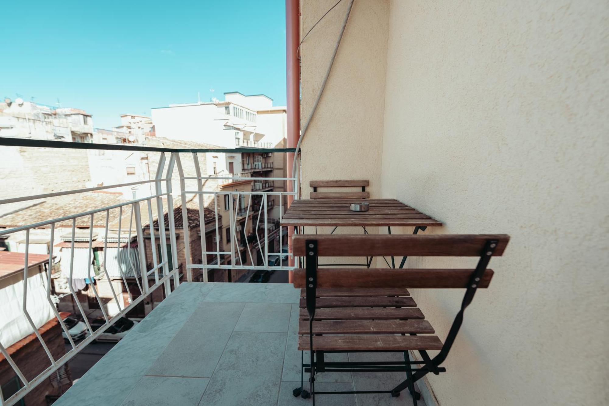 Central 128l Guest house *