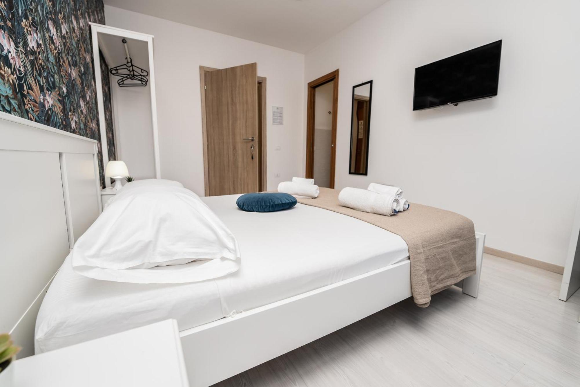Central 128l Guest house