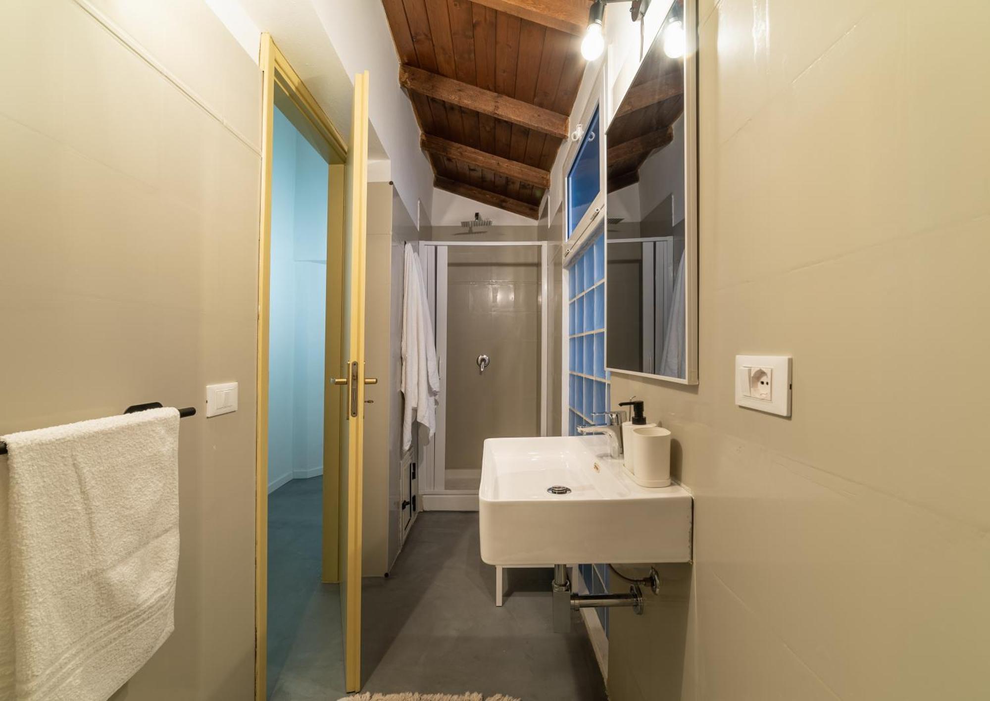 Rivoluzione9 Apartment