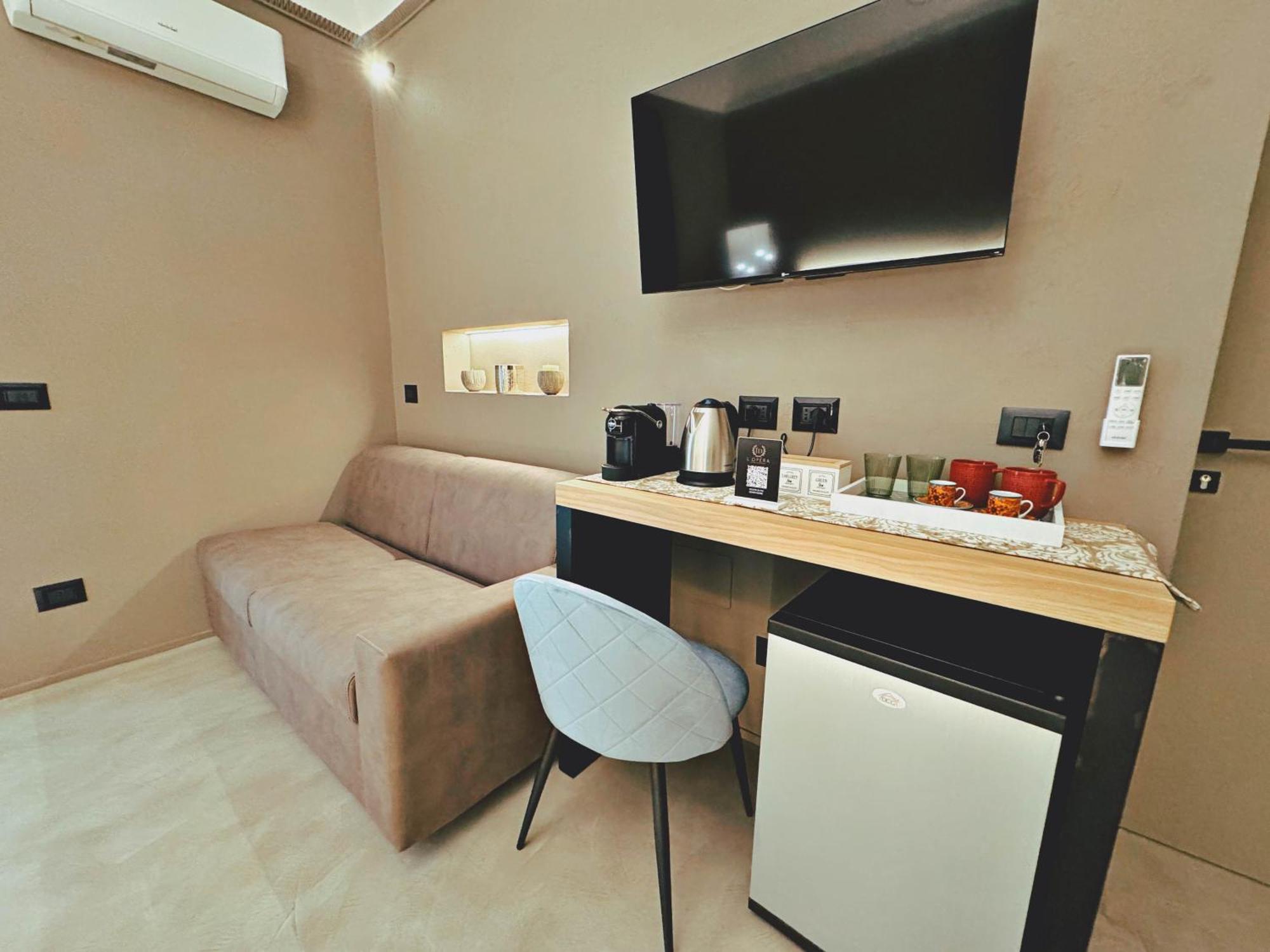 L'opera - Luxury Bed & Breakfast Palermo