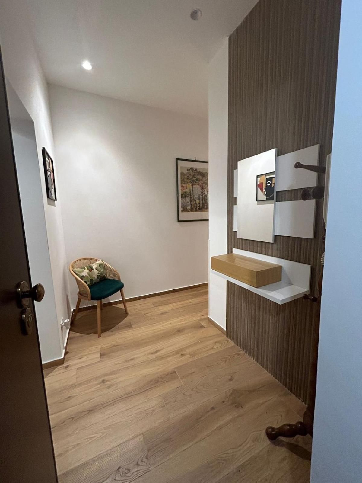 Kuluri Apartment *
