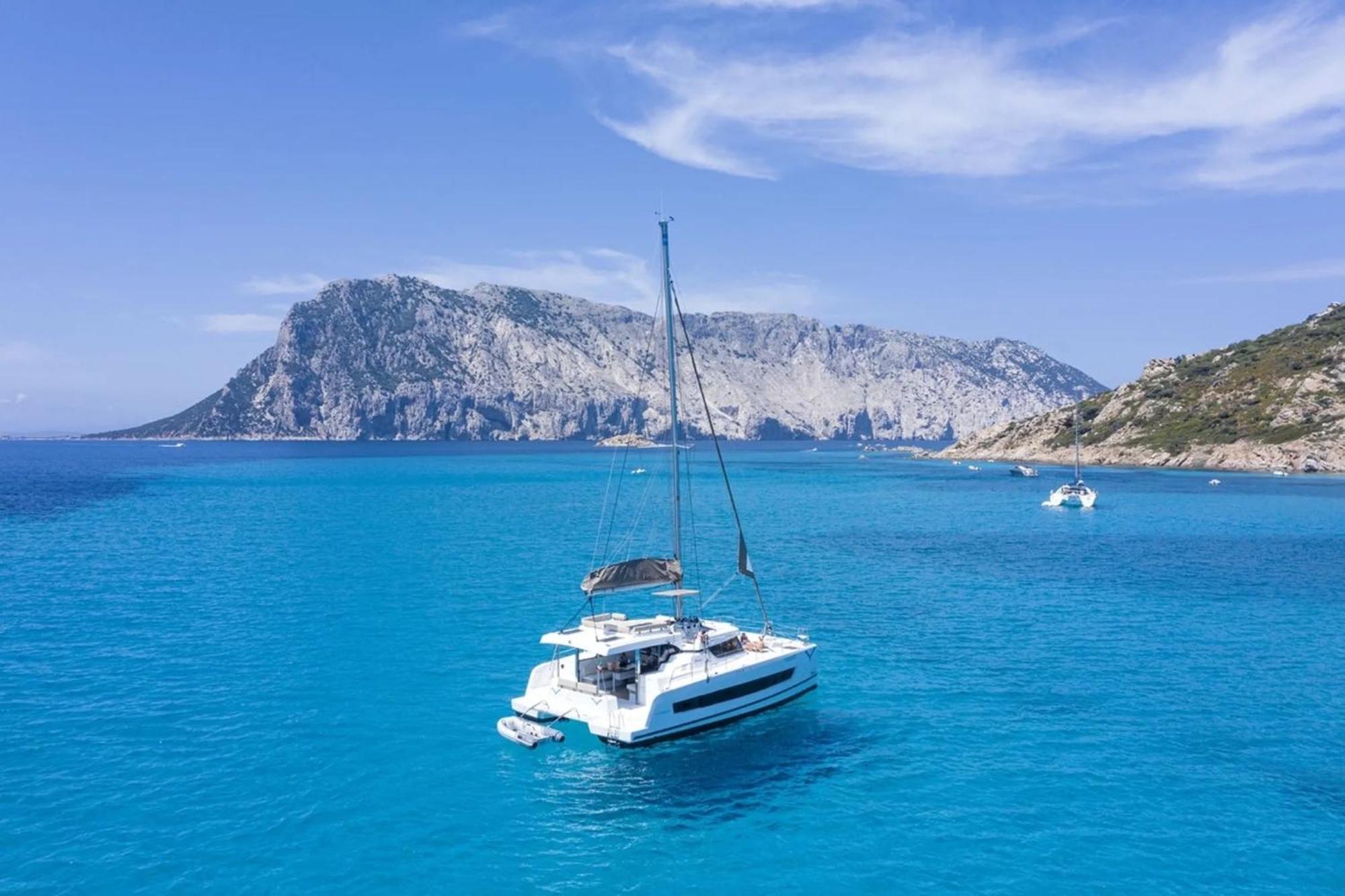 Sicily By Catamaran Botel *