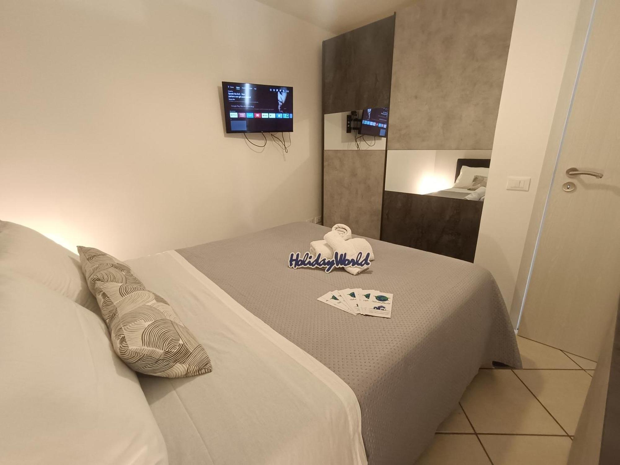 Auri's By World Apartment *