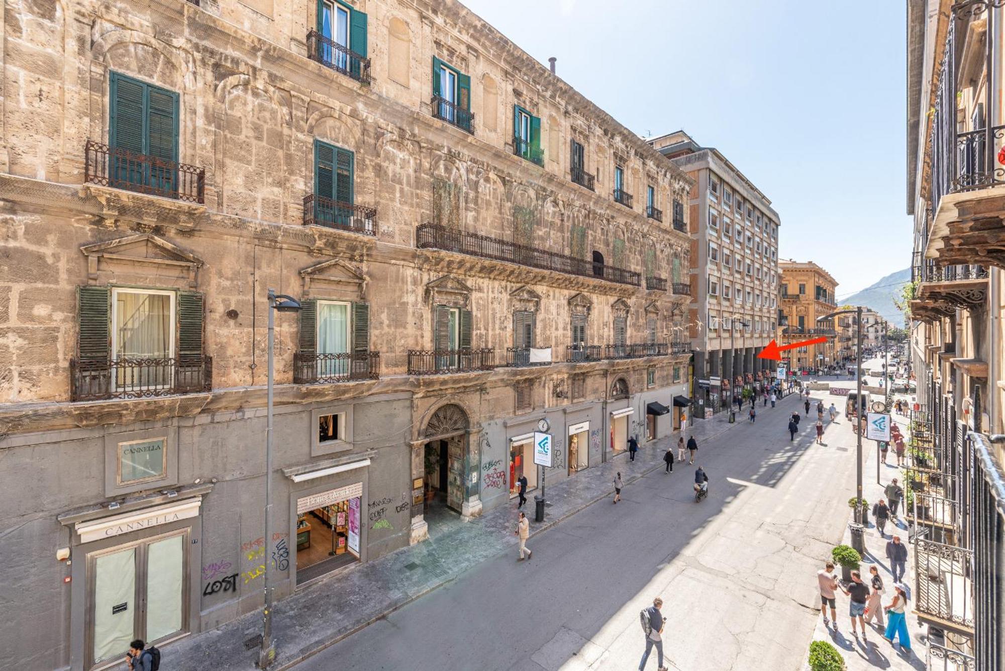 Ruggero View By Wonderful Italy * Palermo