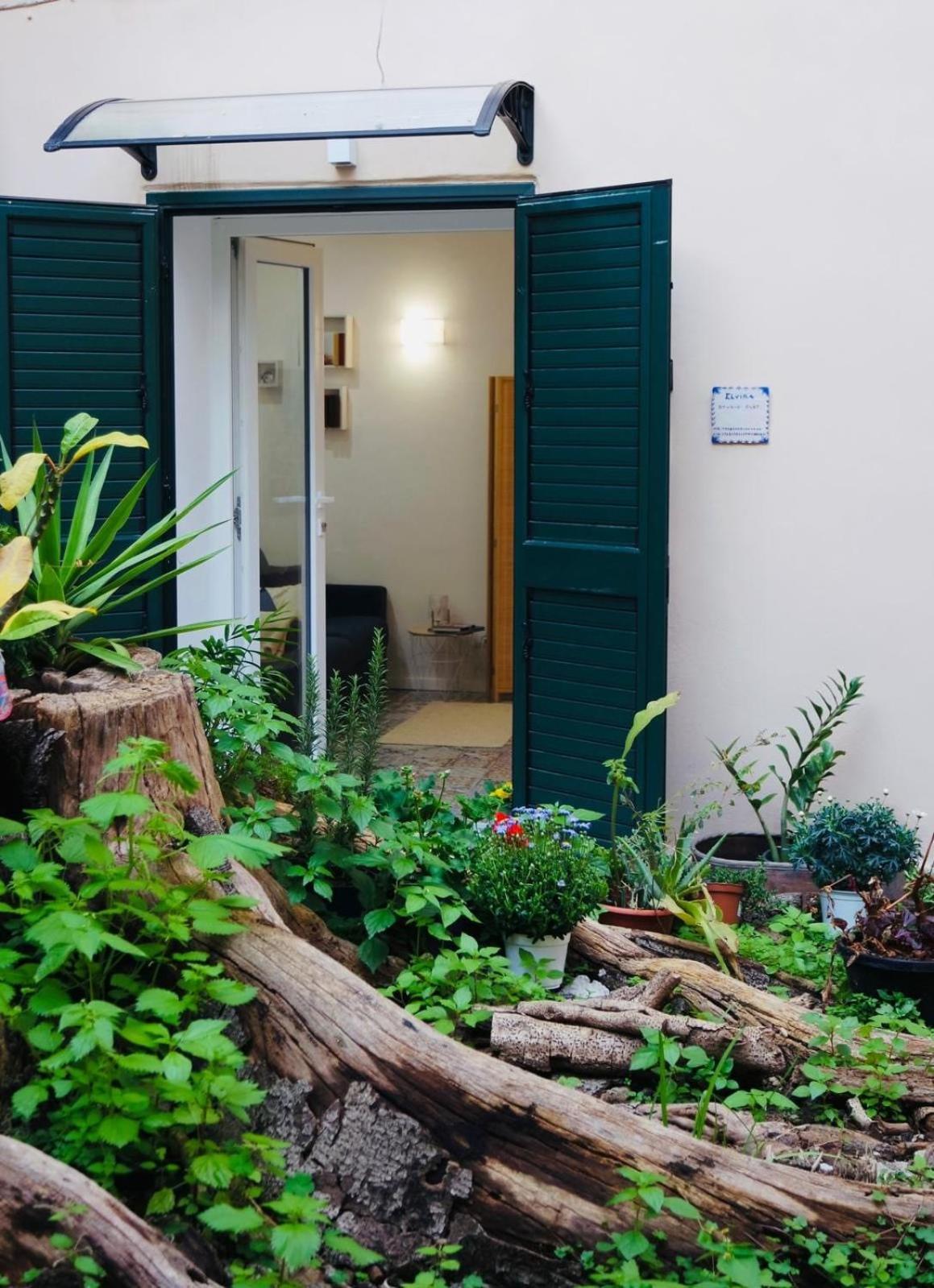 Apartment Elvira Flat,via Dante,near Lolli Station Palermo