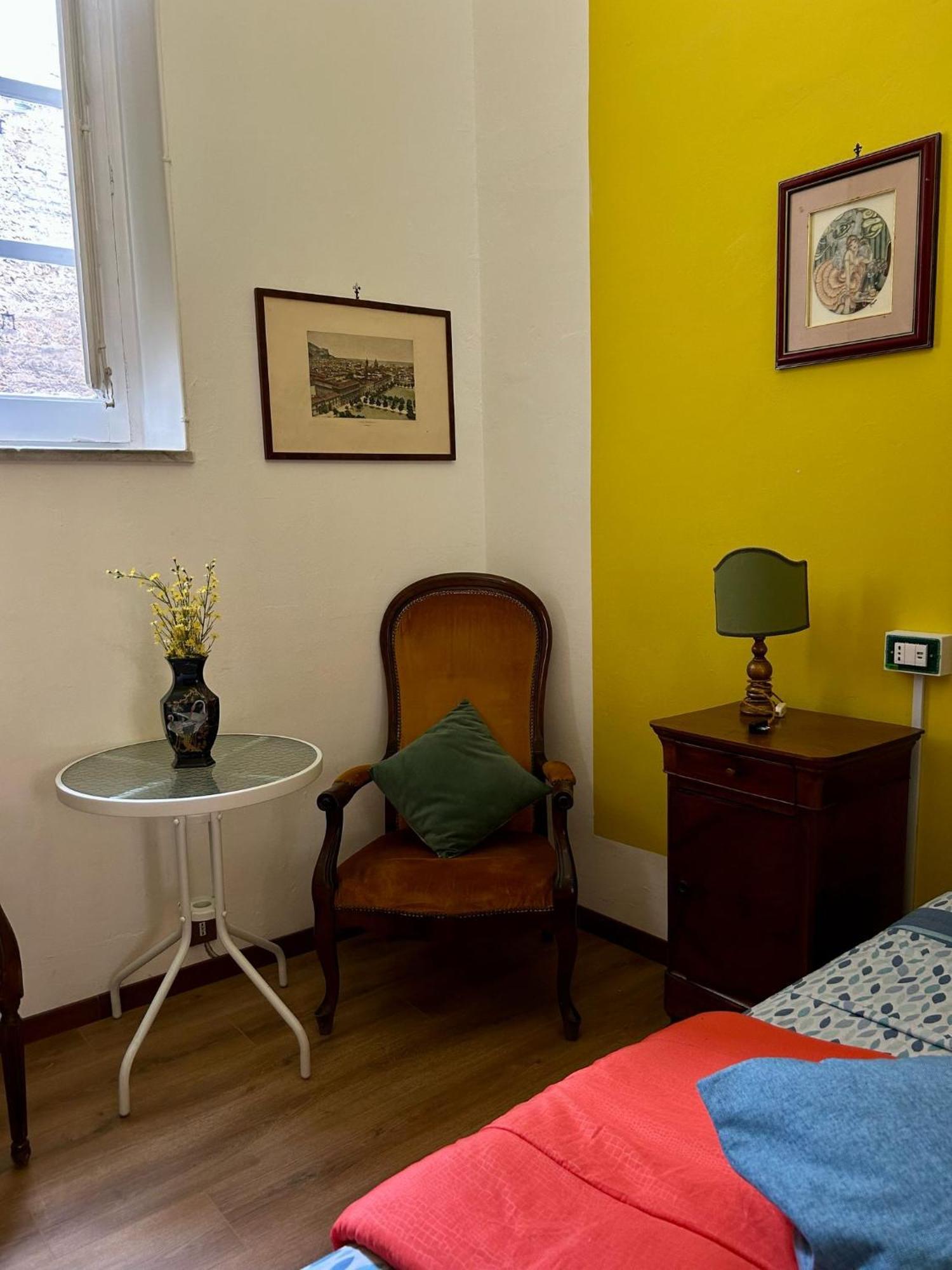 Guest house Leon