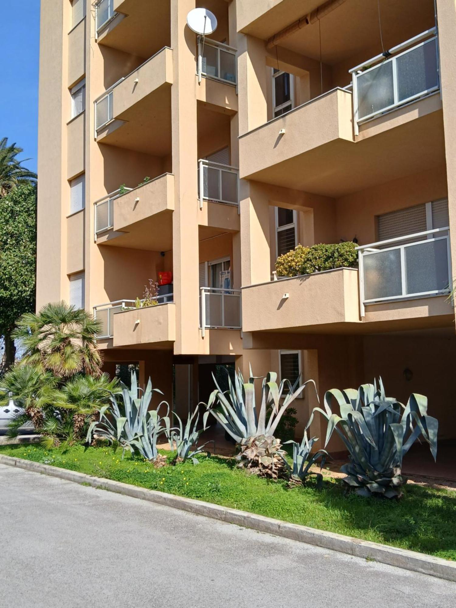 Maison Du Parc * Palermo