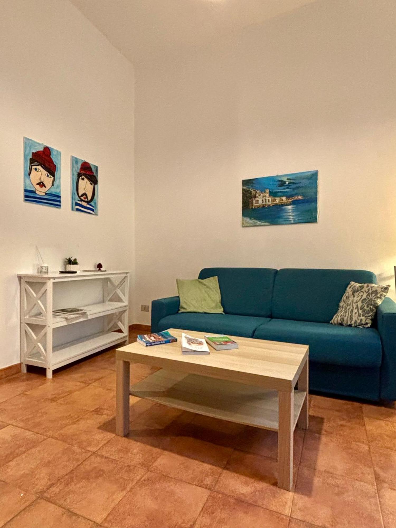 Piazza Marina Apartment