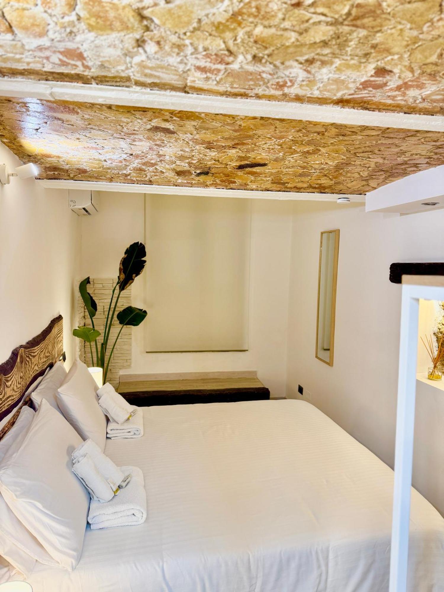 Apartment A Centro Vicino Stazione Mercato E Attrazioni