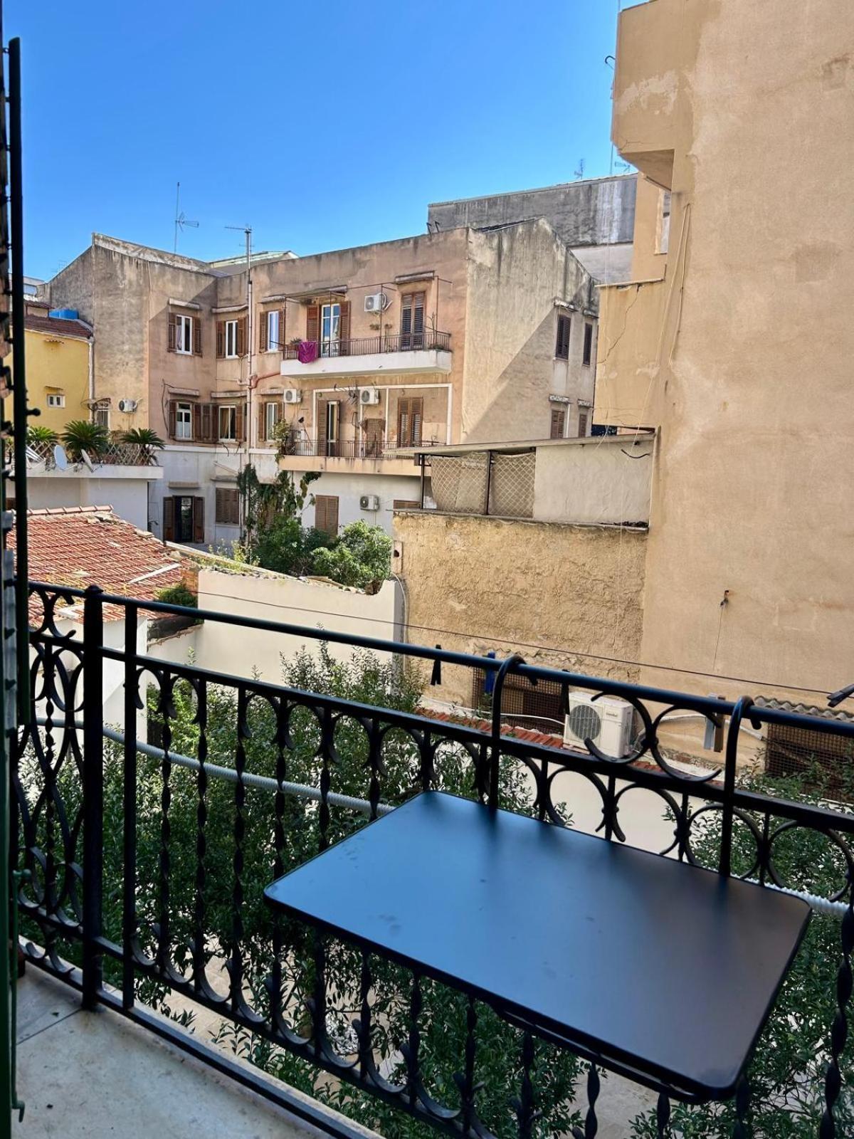 Guest house Leon