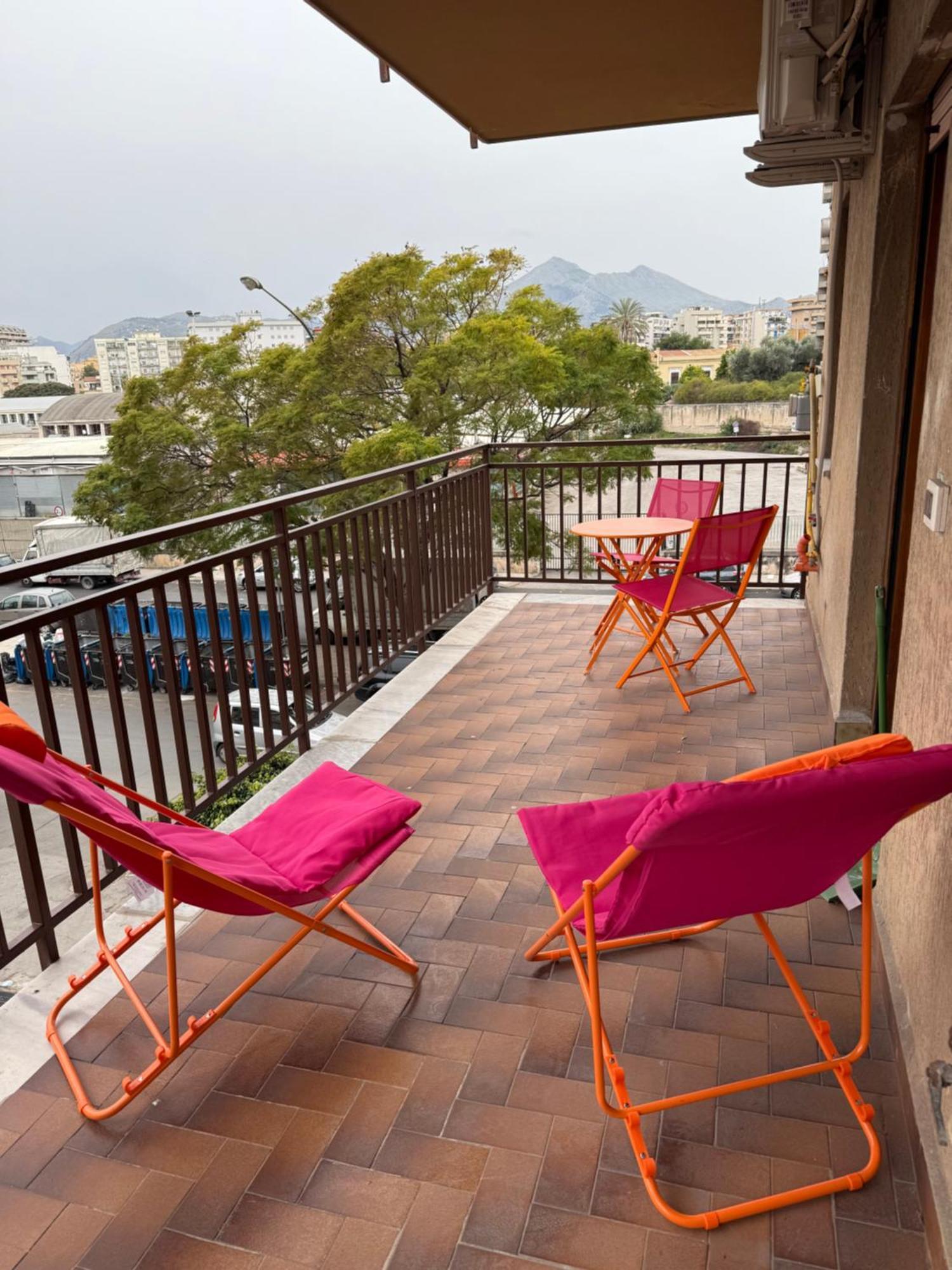 Molo Sbriju - Centro Bed & Breakfast
