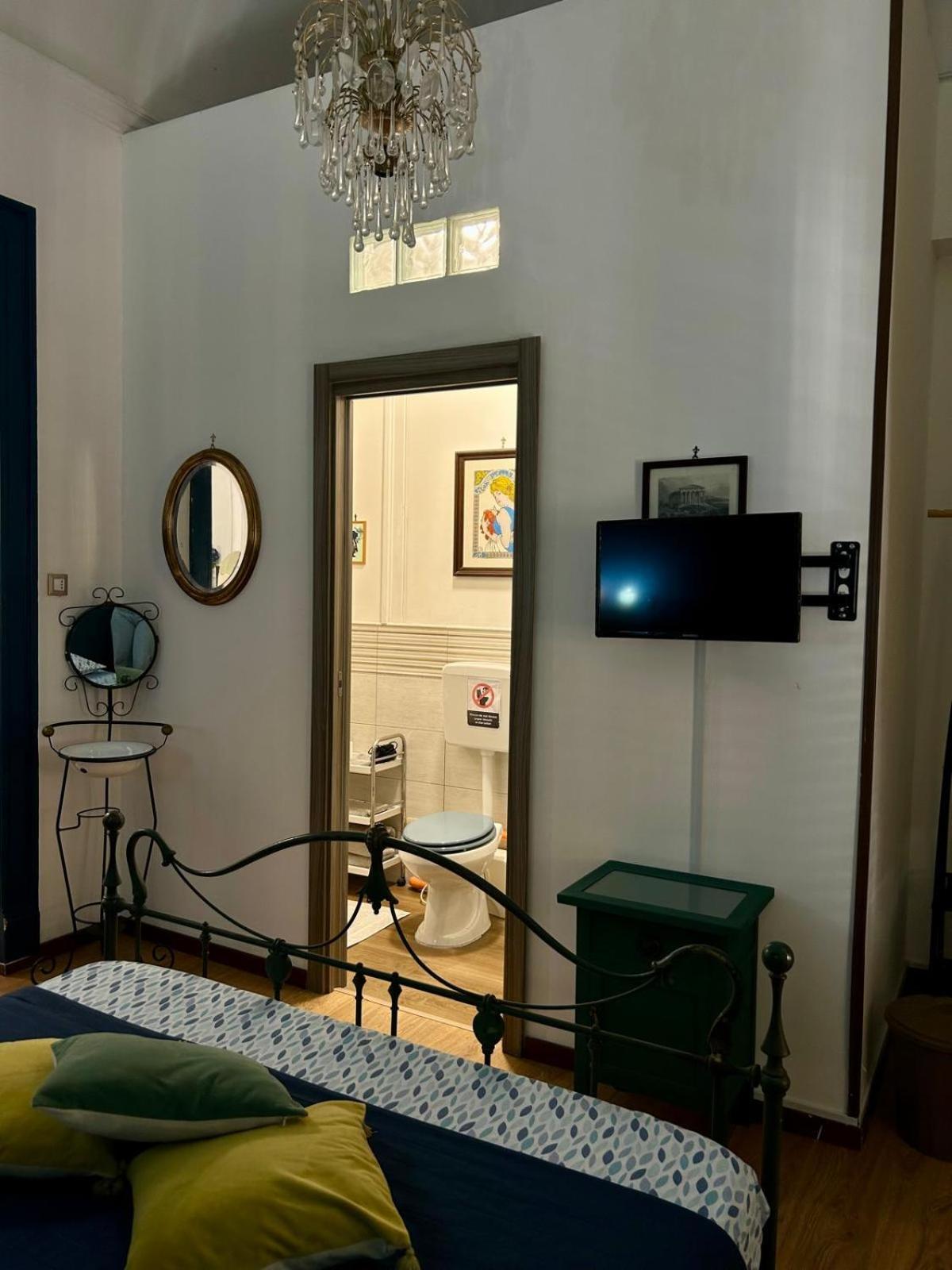 Guest house Leon