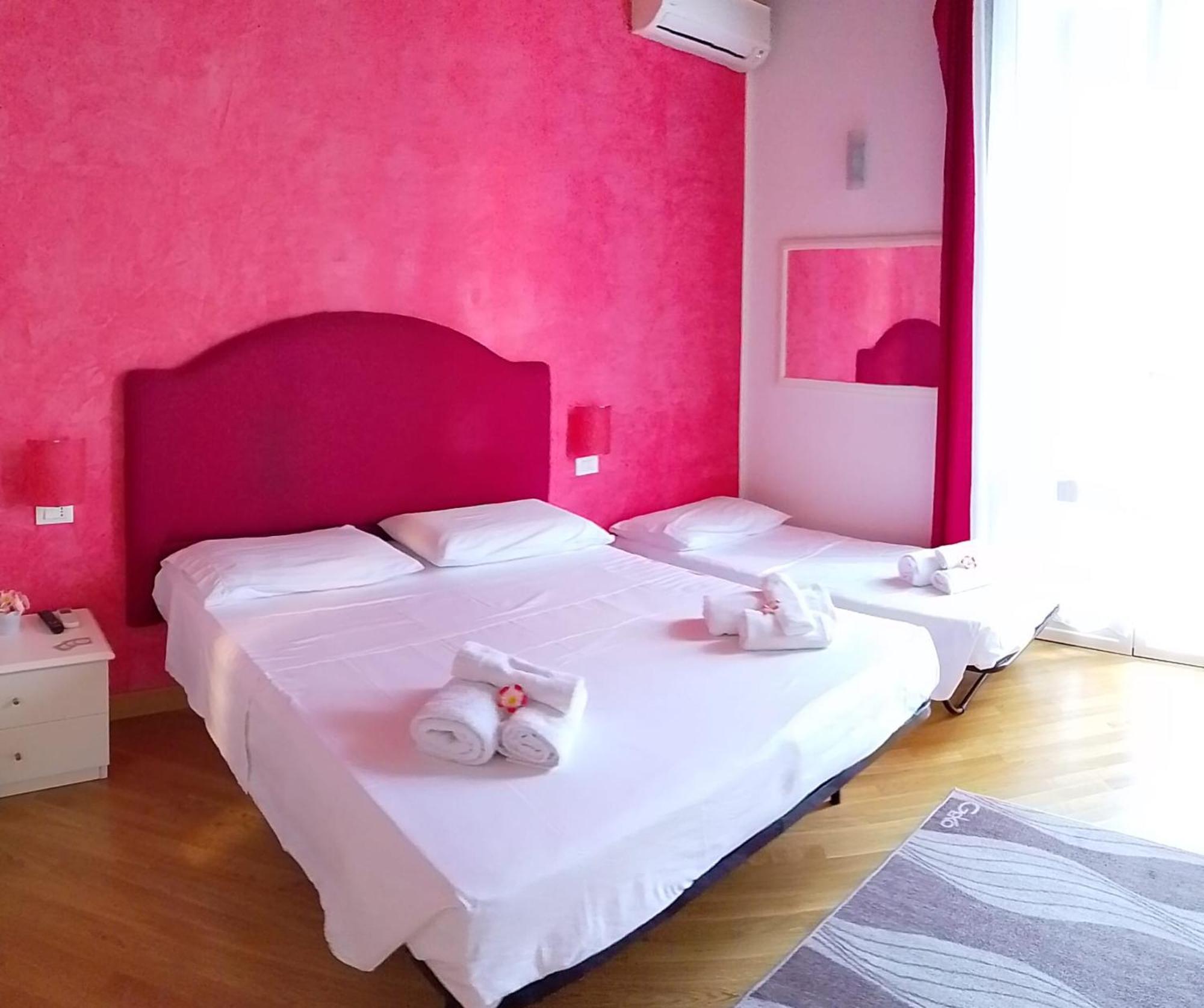 Plumeria - Vacanze In Centro A Apartamento