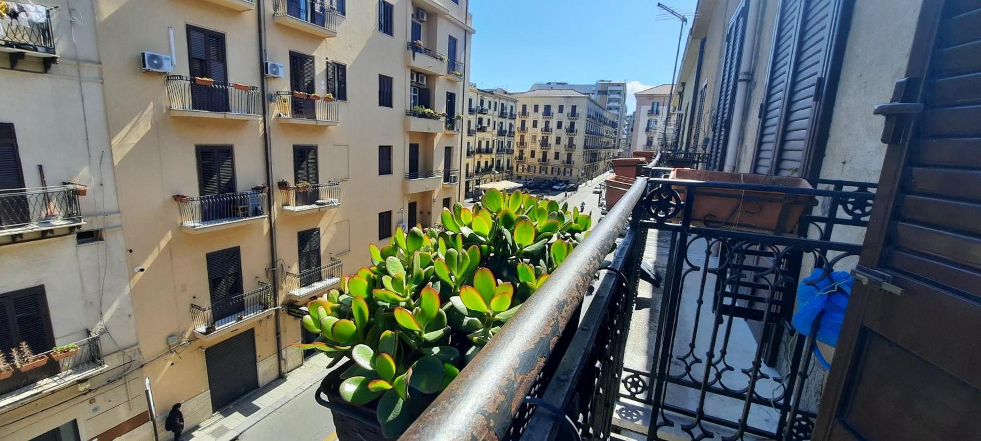 Apartamento Plumeria - Vacanze In Centro A Palermo
