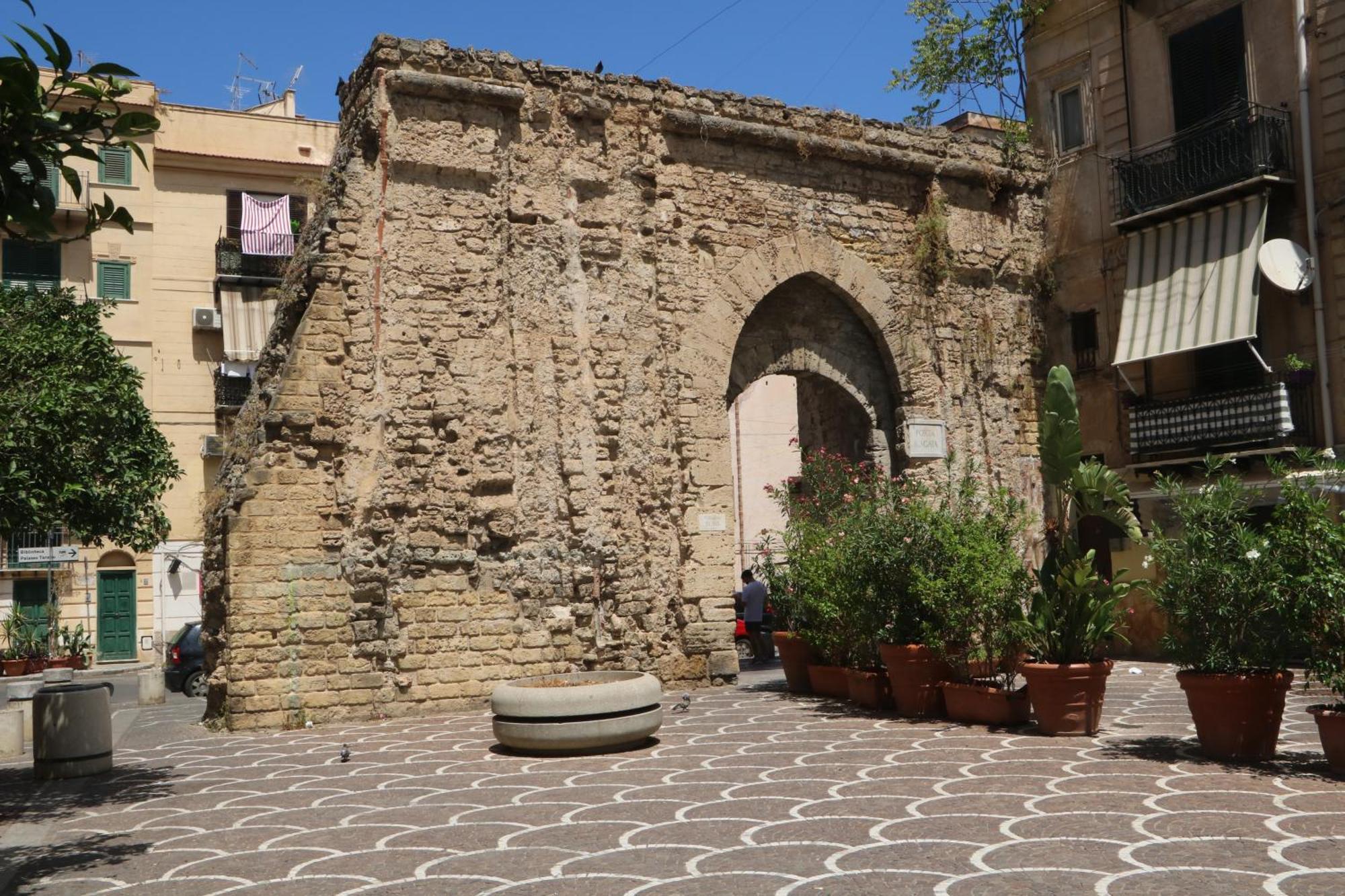 Nel Centro Storico Di -lulyani House Apartment Palermo