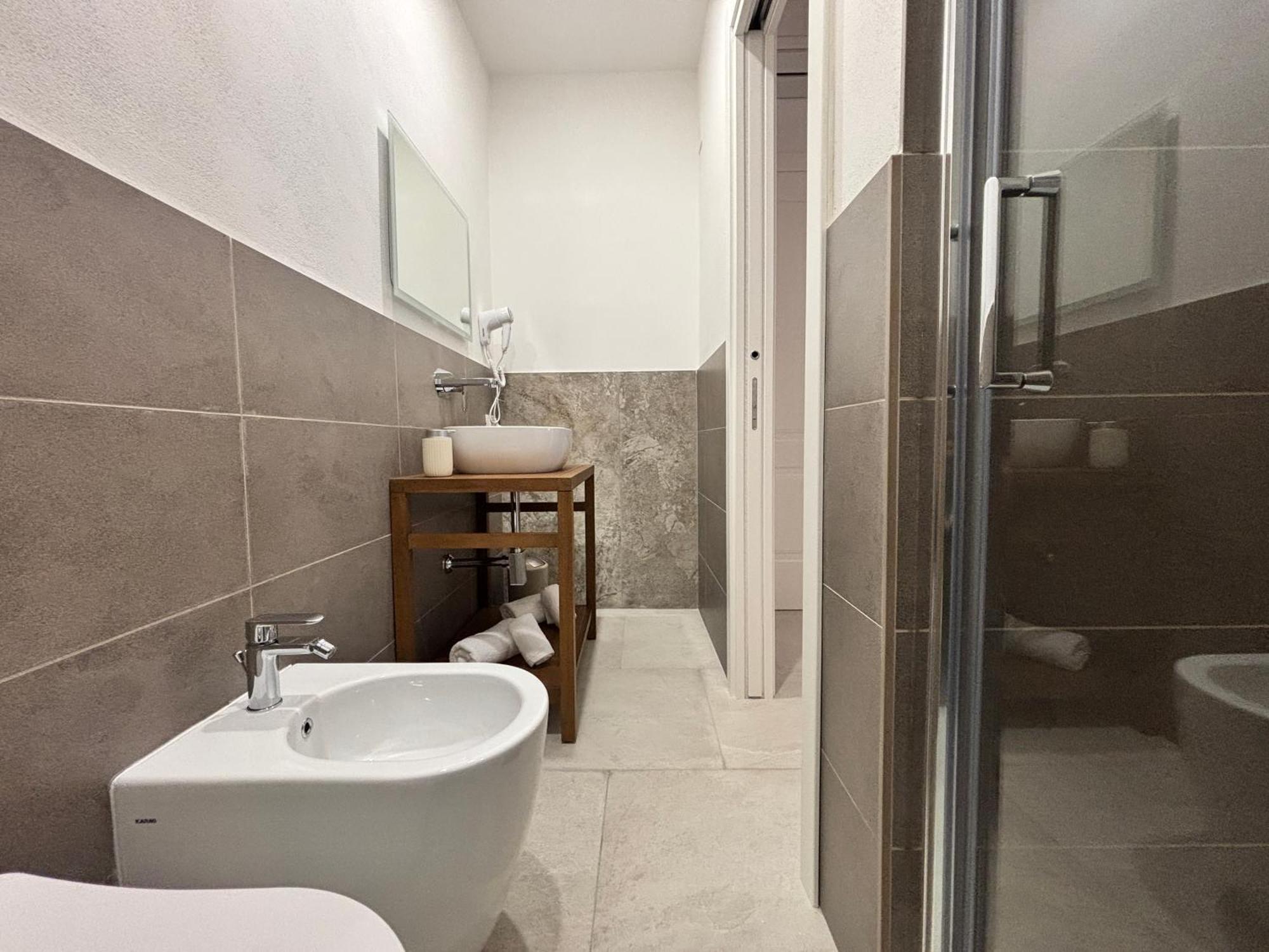 Historic Balcony & On Via Maqueda Privatunterkunft *