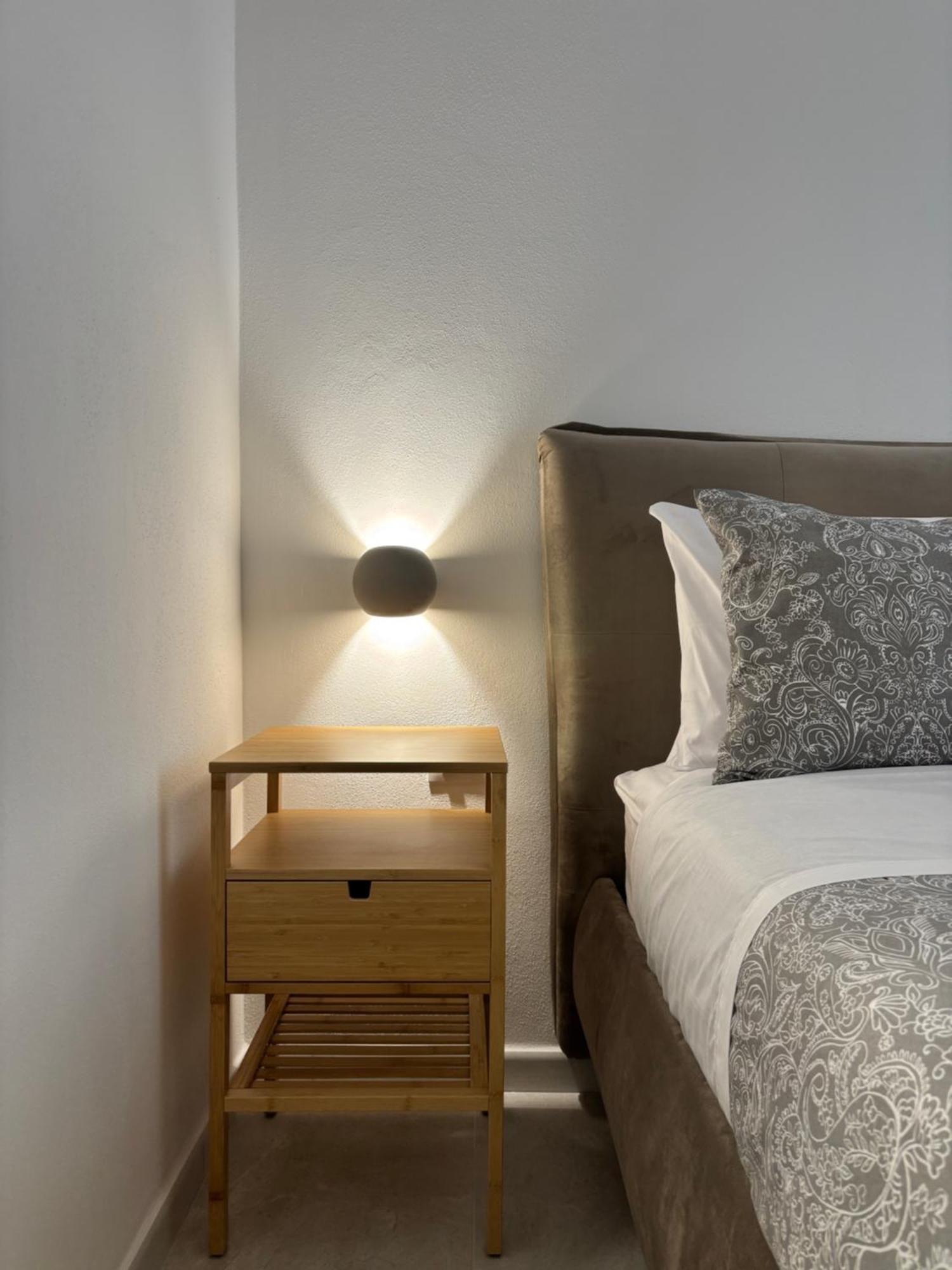 Historic Balcony & On Via Maqueda Privatunterkunft *