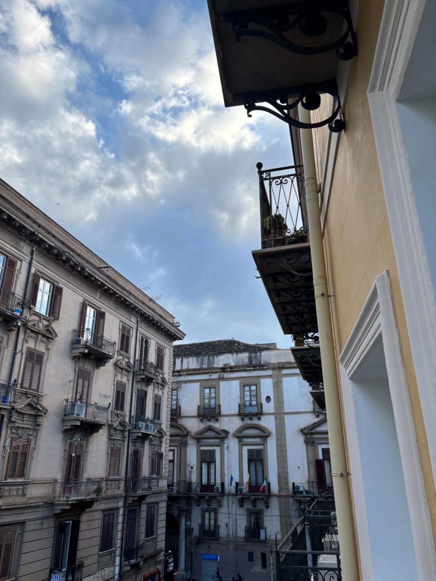 Privatunterkunft Historic Balcony & On Via Maqueda Palermo