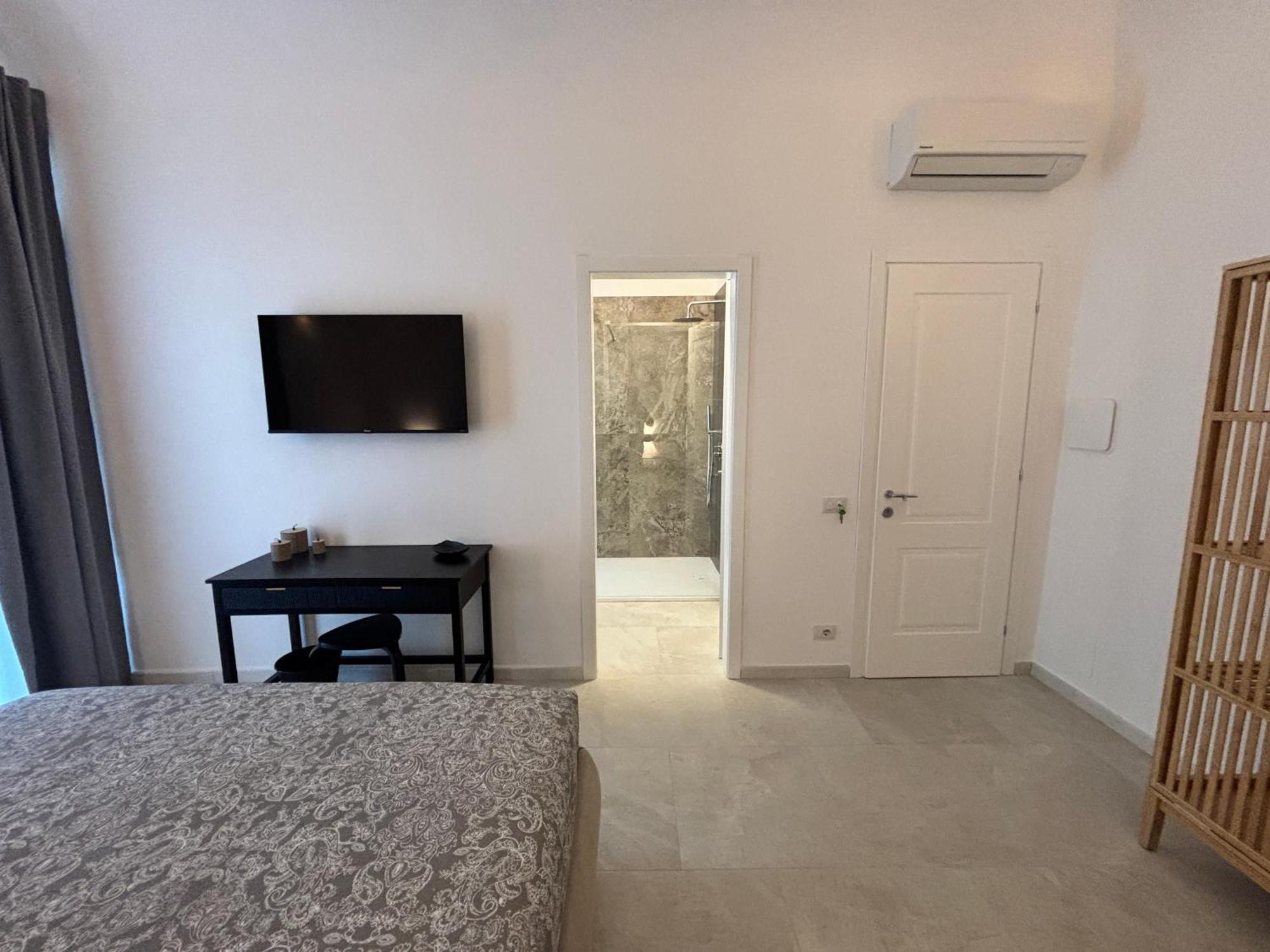 Historic Balcony & On Via Maqueda Privatunterkunft *