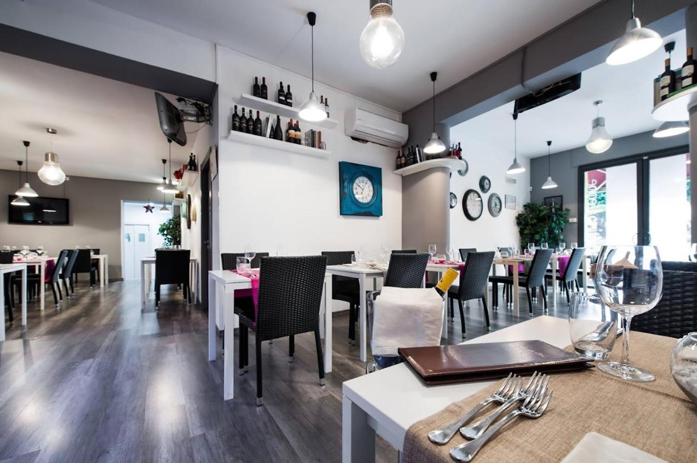Leone View & Restaurant *
