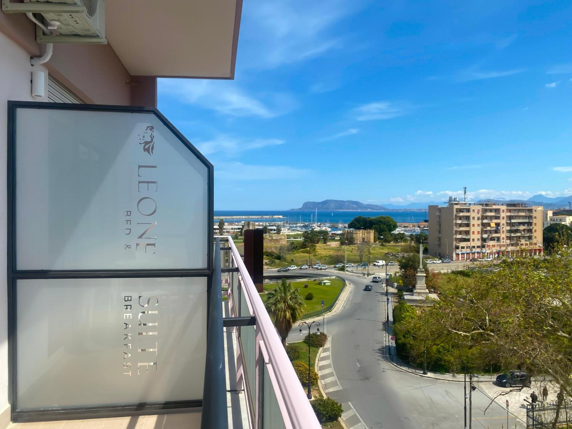 Leone View & Restaurant *