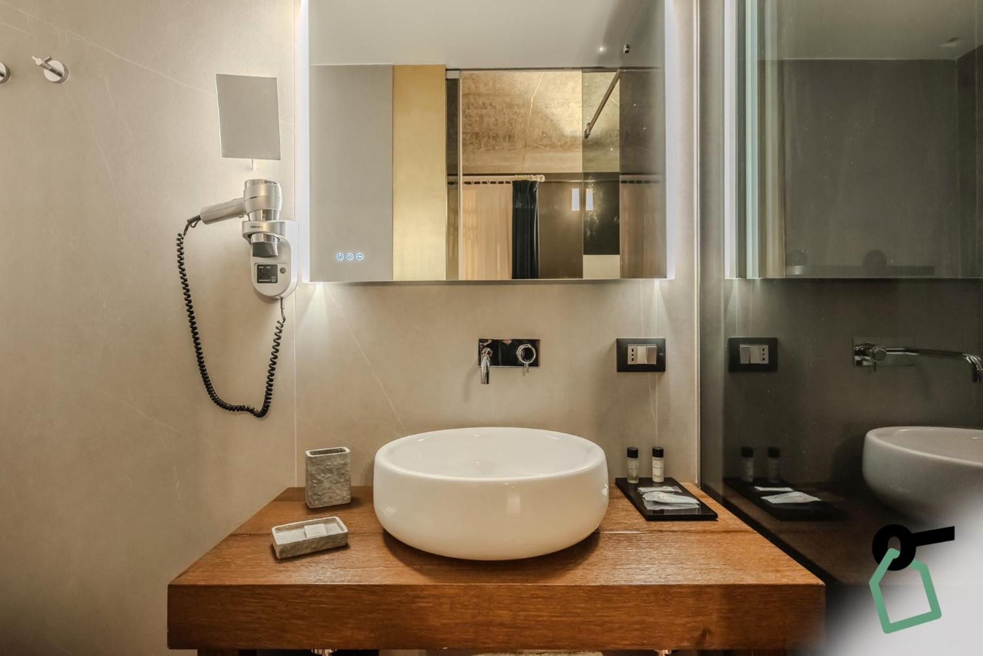 Aparthotel Hotiday Collection - Palco Noir *