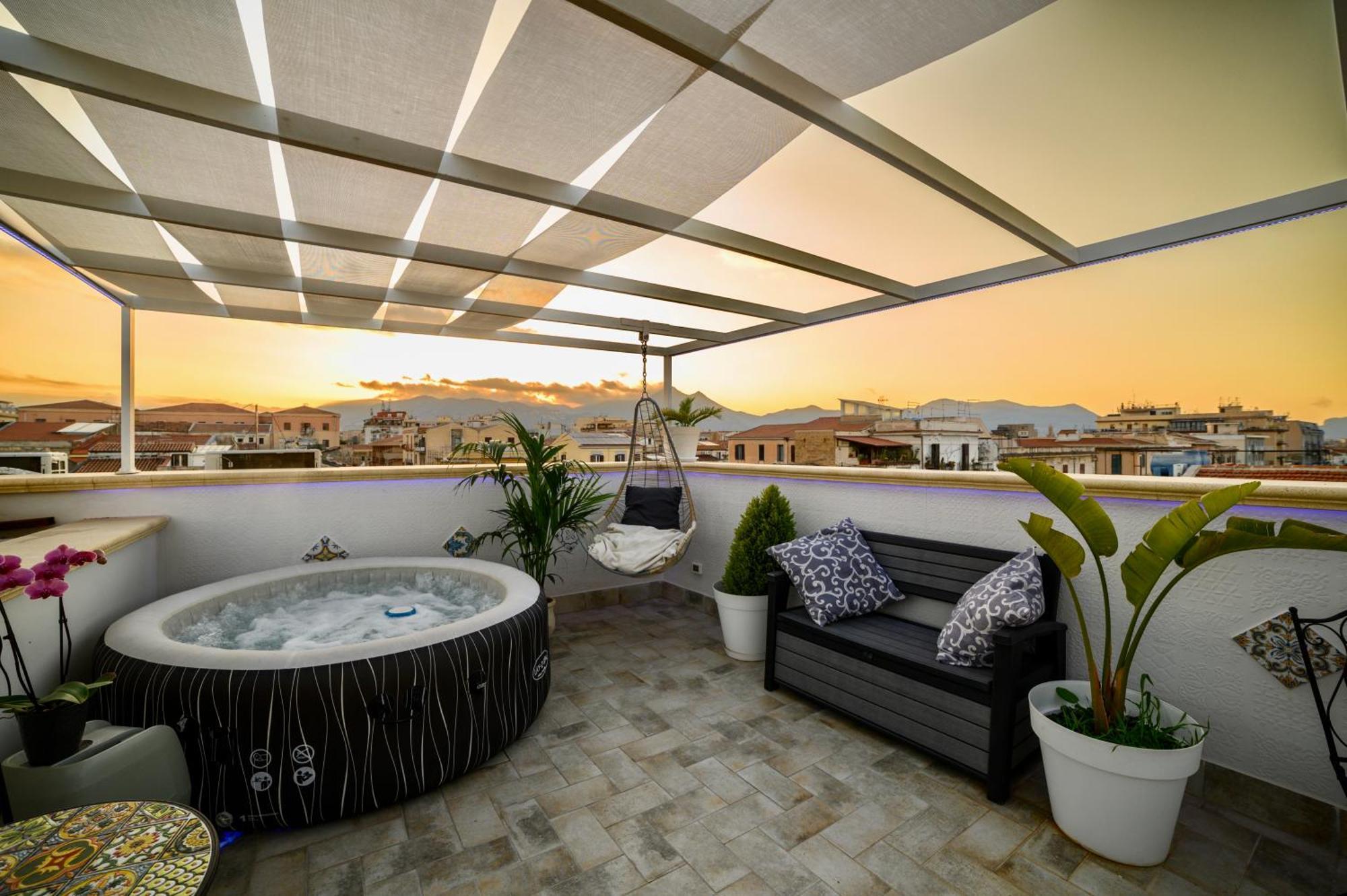 Le Terrazze Di Giulia Apartment *