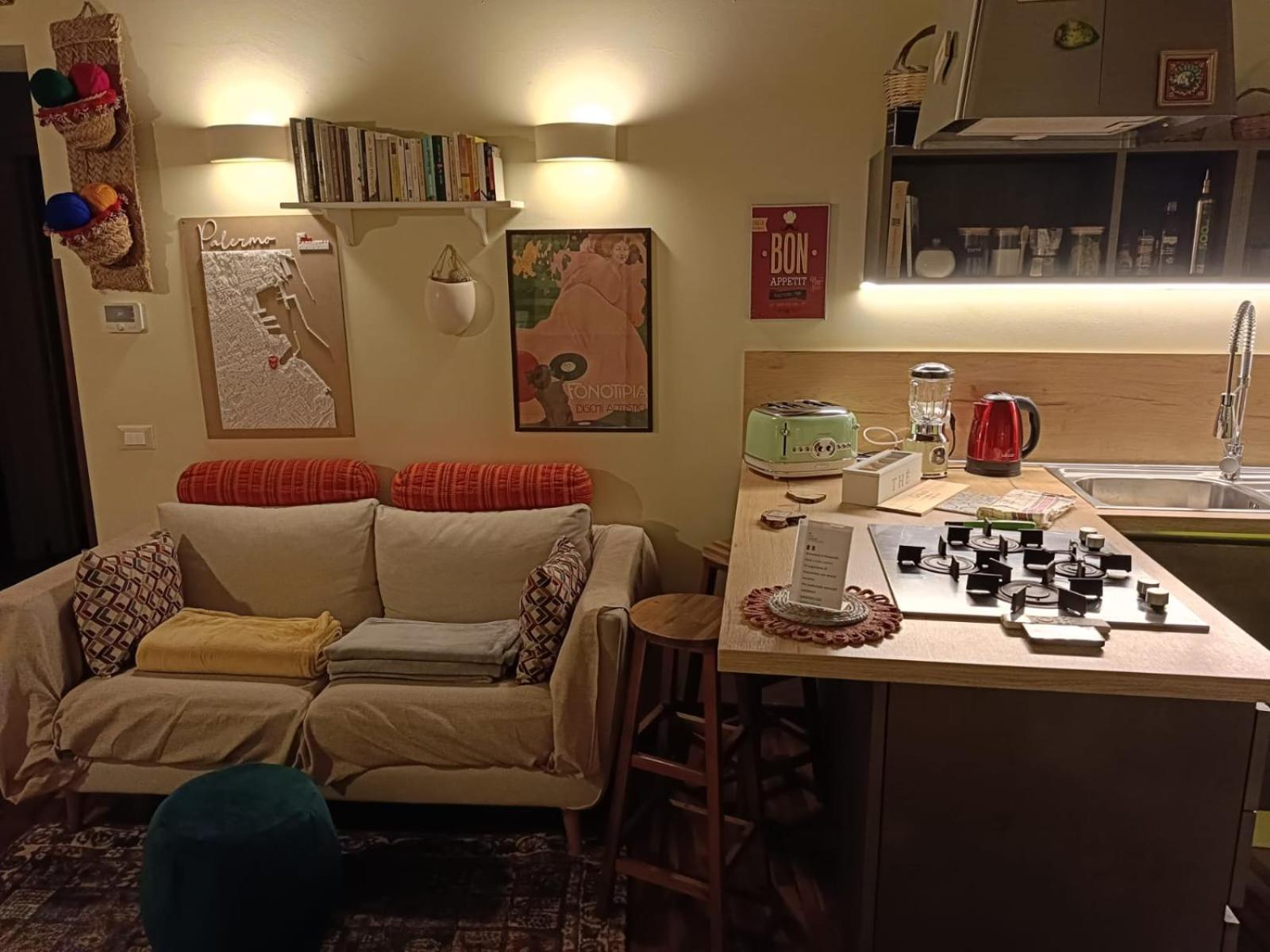 We # Are Ai Cassarelli Apartment *