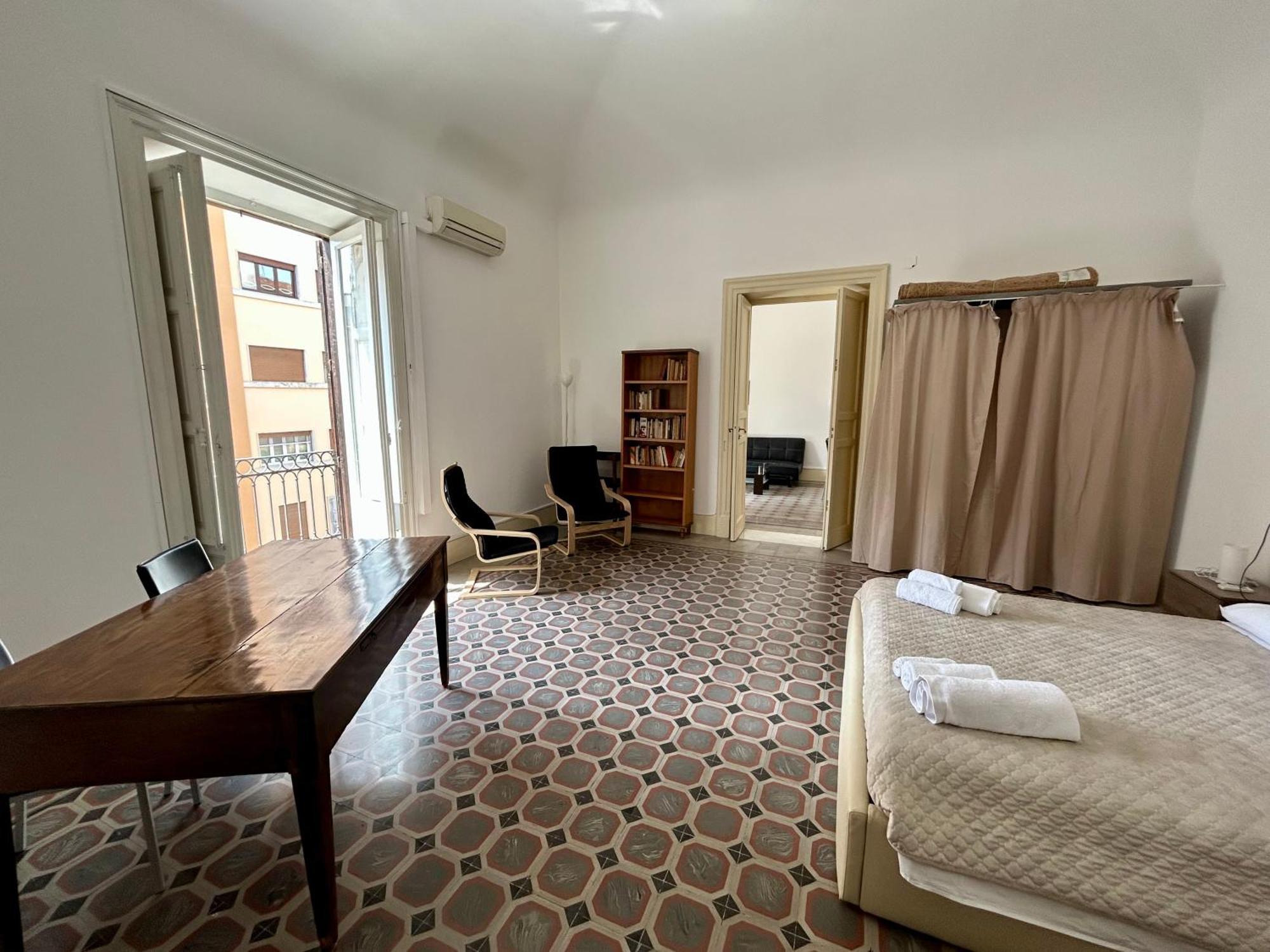 Domus Apartment *