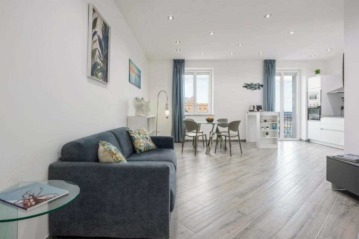 Erasmo Luxury 203, Vista Mare