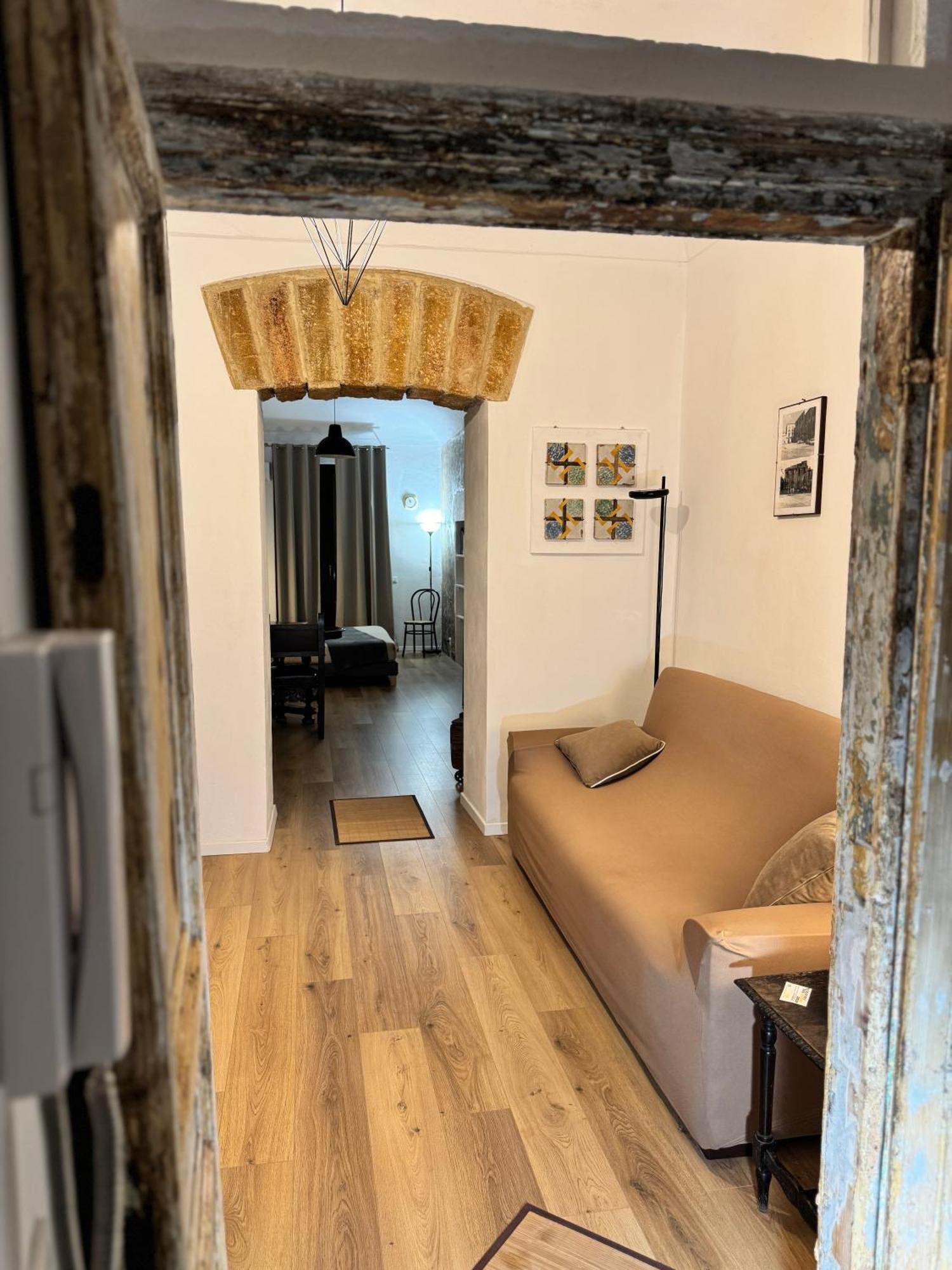 Vetriera Apartment Palermo