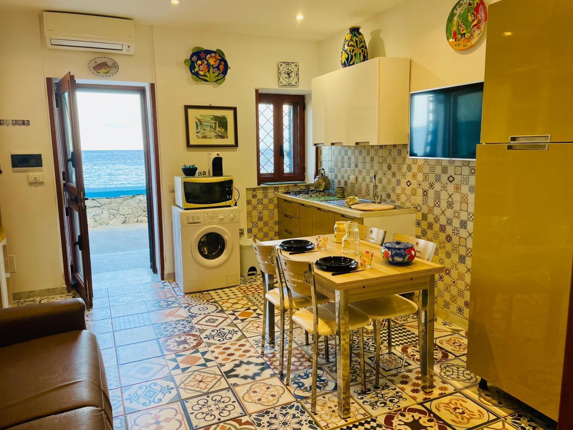 Apartment Sea View Tonnara Palermo