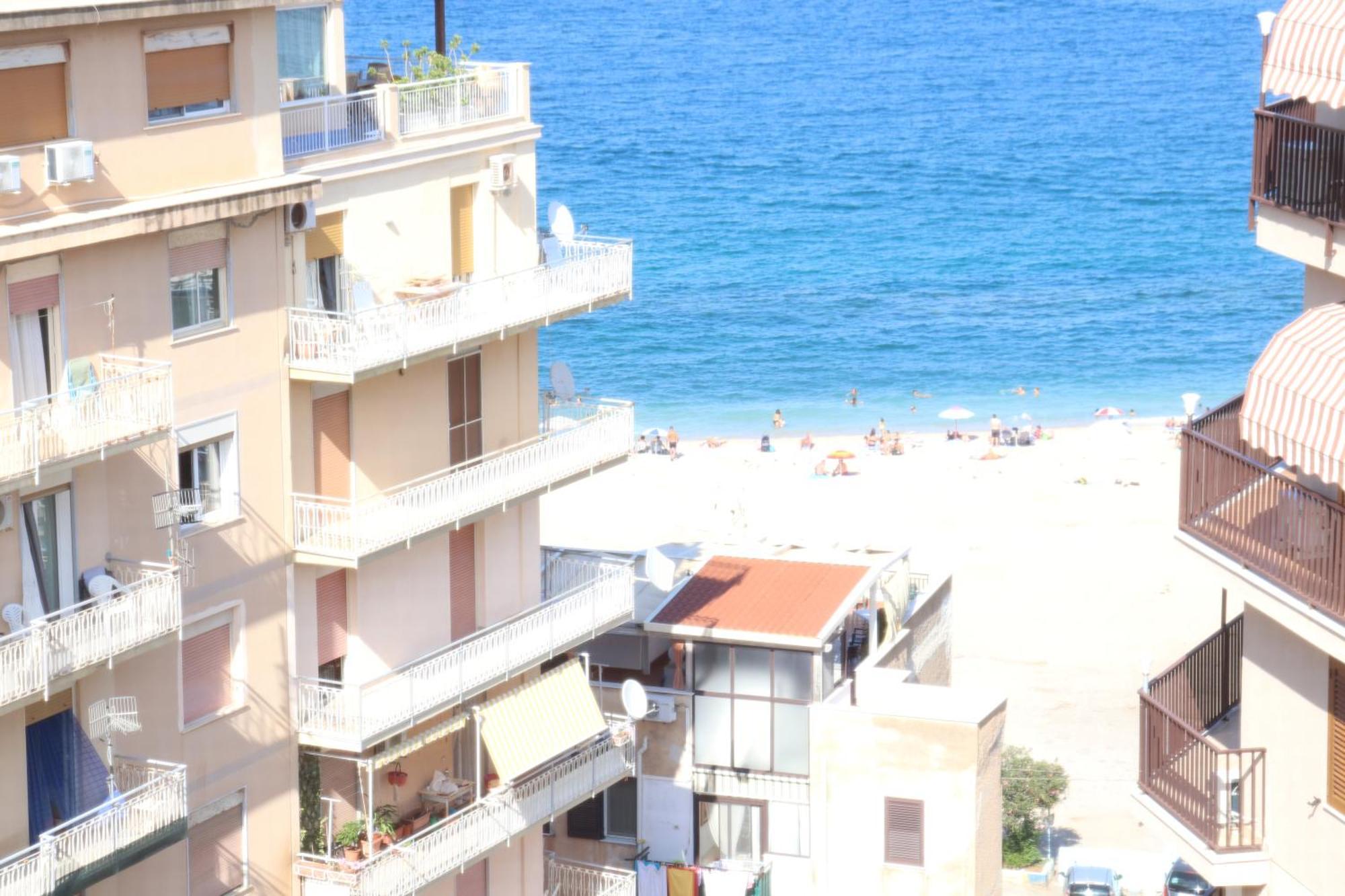 Rineddahouse Panoramico Vista Mare Con Parcheggio Privato