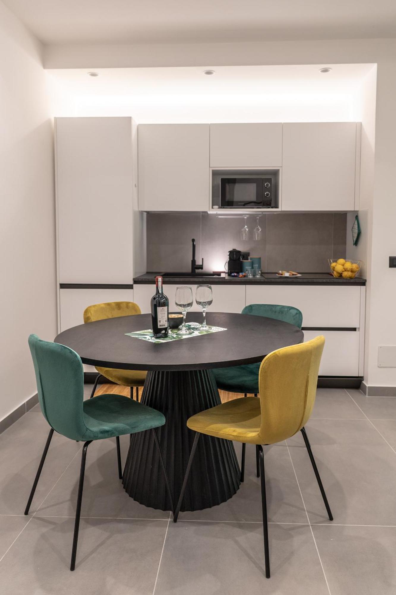 Apartment Casa Chicotta- Liberta