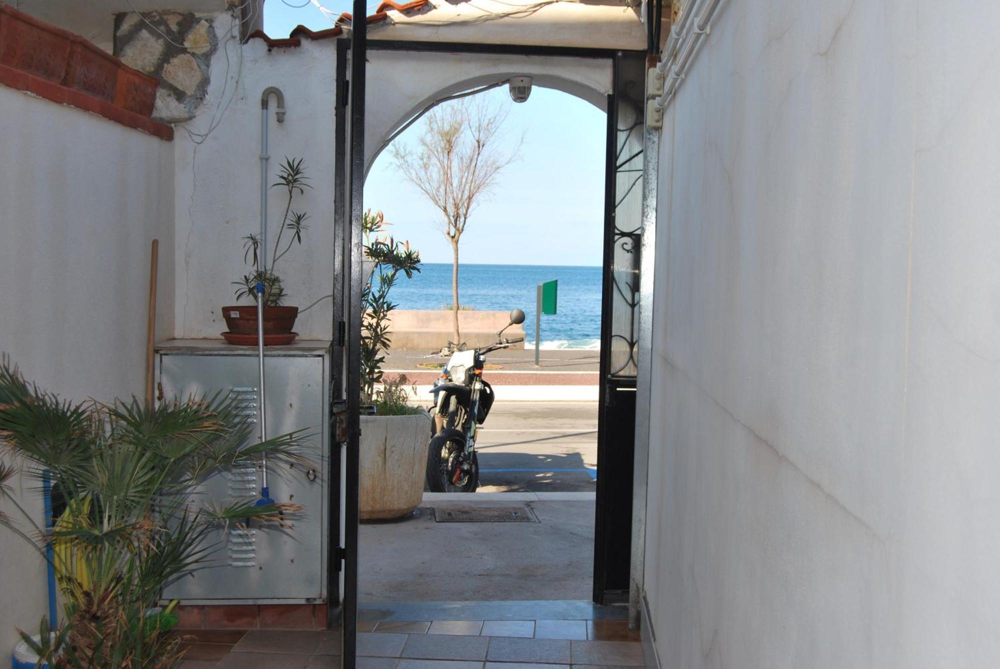 Casa Punta Barcarello, Sferracavallo Fronte Mare E Tramonti Da Sogno, A Due Passi Dalla Splendida Di Mondello Palermo