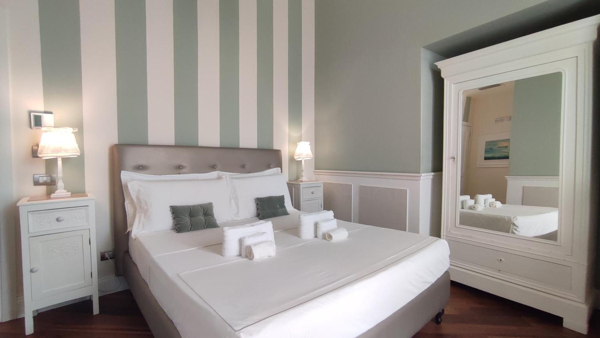 Dimora Bellini Luxury Rooms&breakfast Bed & Breakfast 2*