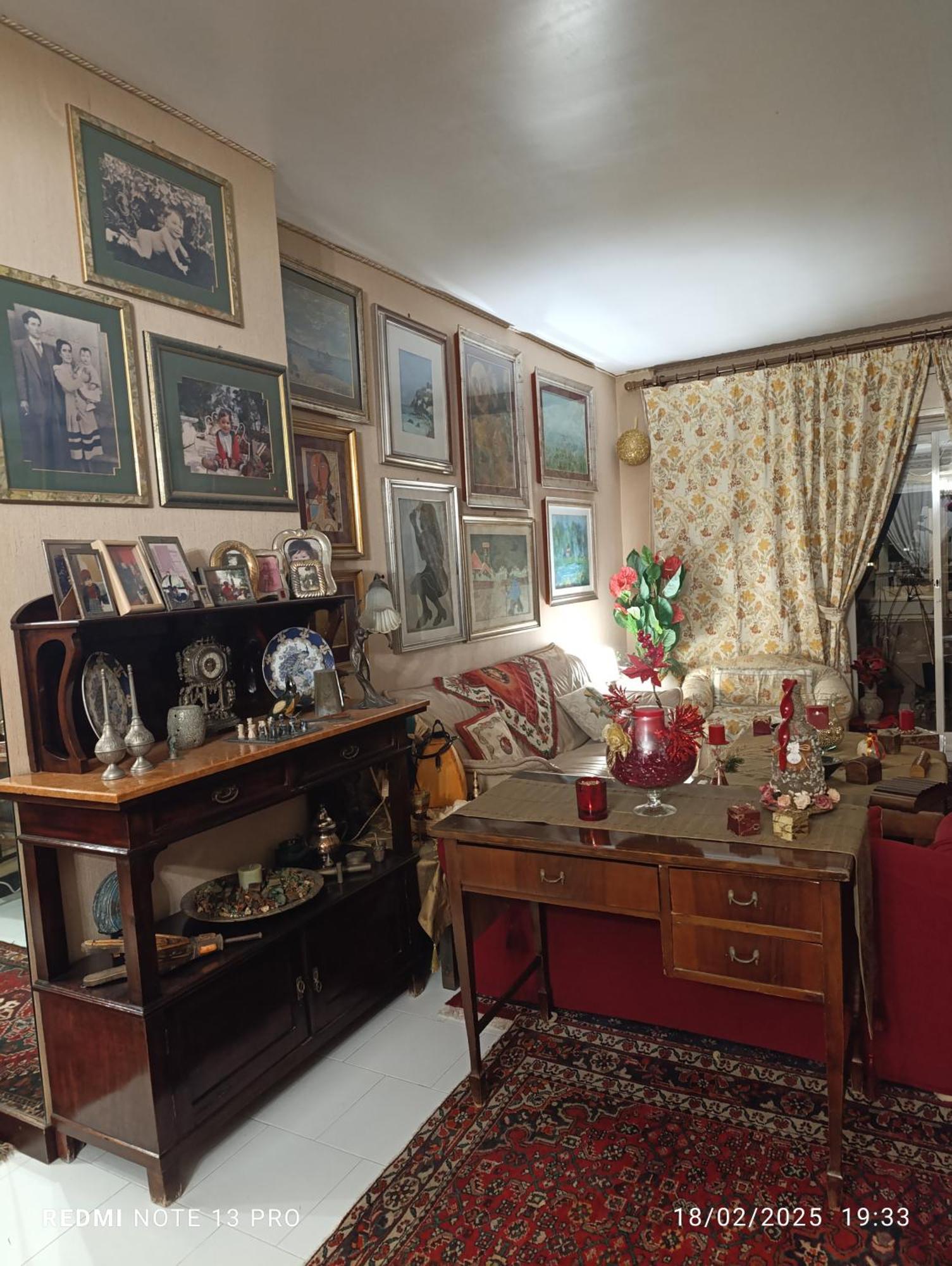 Mamy Penthouse Homestay *