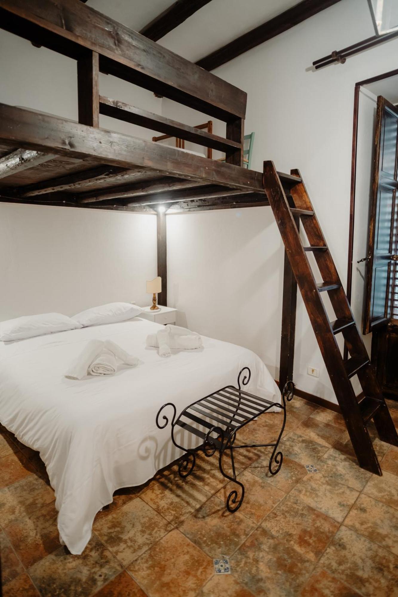 Il Rifugio Dell'orologio Apartment