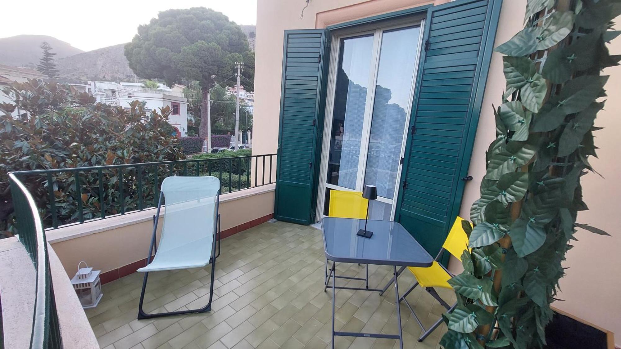 Homestay La Terrazza Del Sole Di Mondello