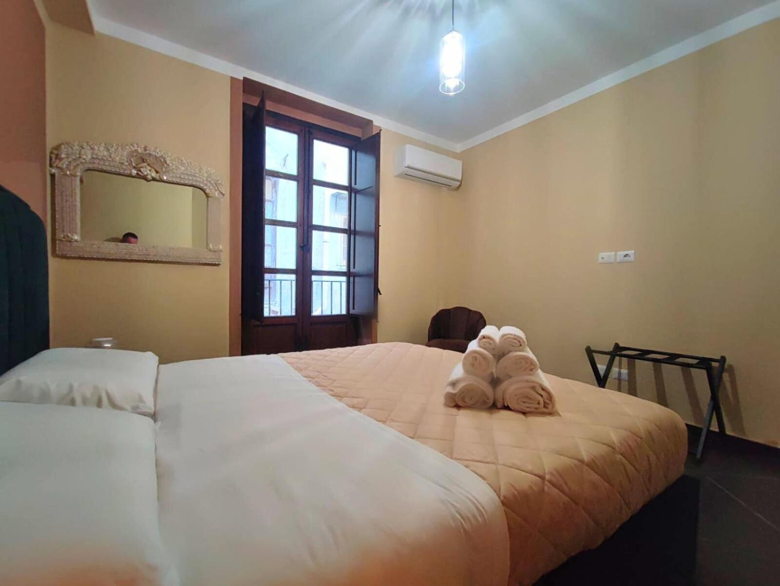 Dell'alloro Apartment *
