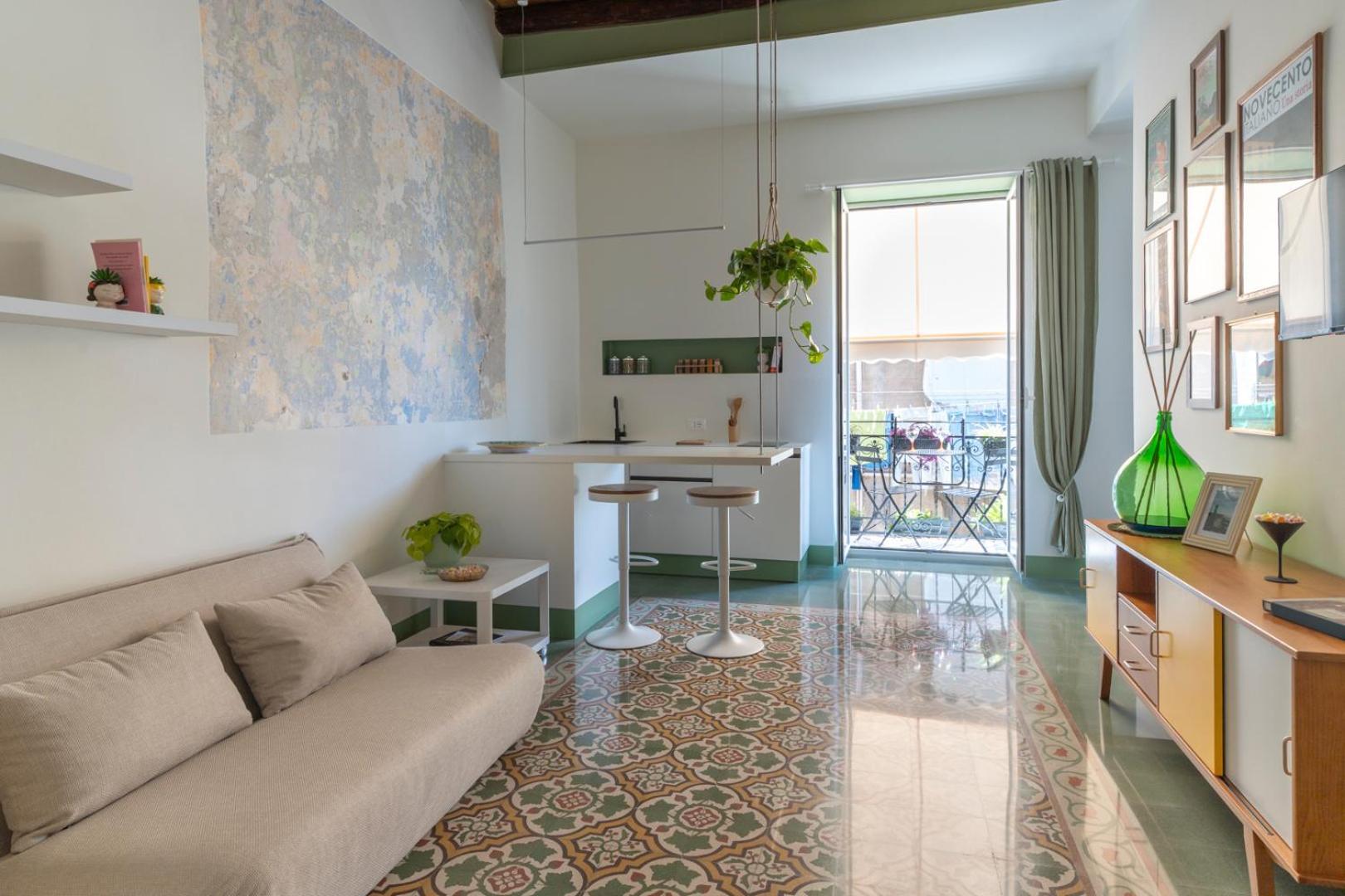 Apartment Flowery Floor & *