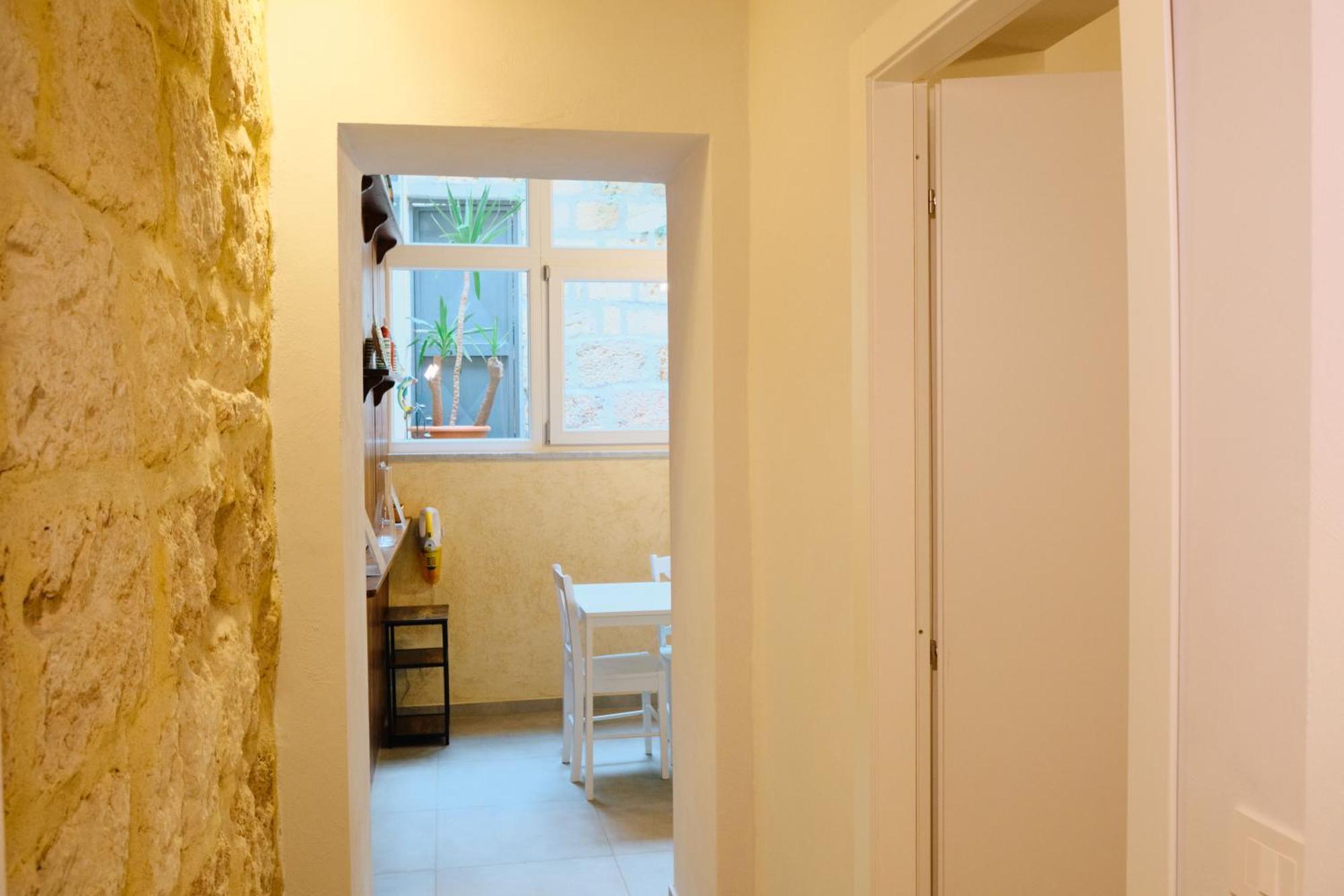Apartamento 61, Urban Oasis With Mini Pool And Courtyard *