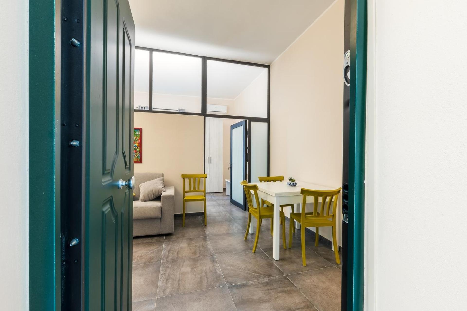 Palazzo Falcone Apartment *